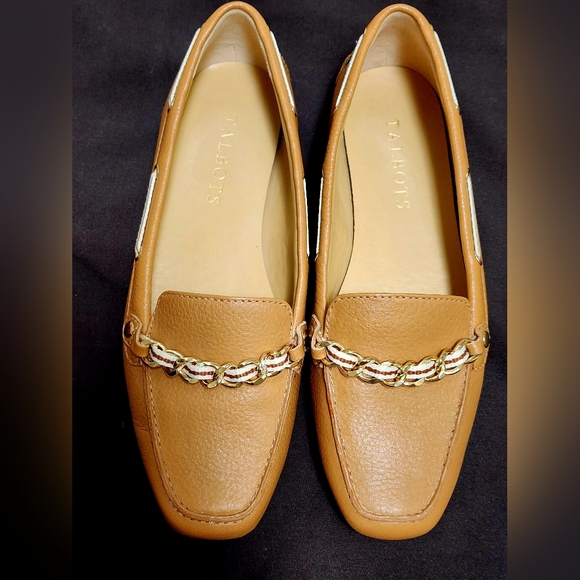 TALBOTS | Camel Tan Chain Genuine Leather Loafers with gold chain | EUC - Picture 3 of 8